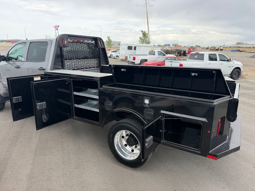 2026 Chevrolet Silverado 5500 HD LT