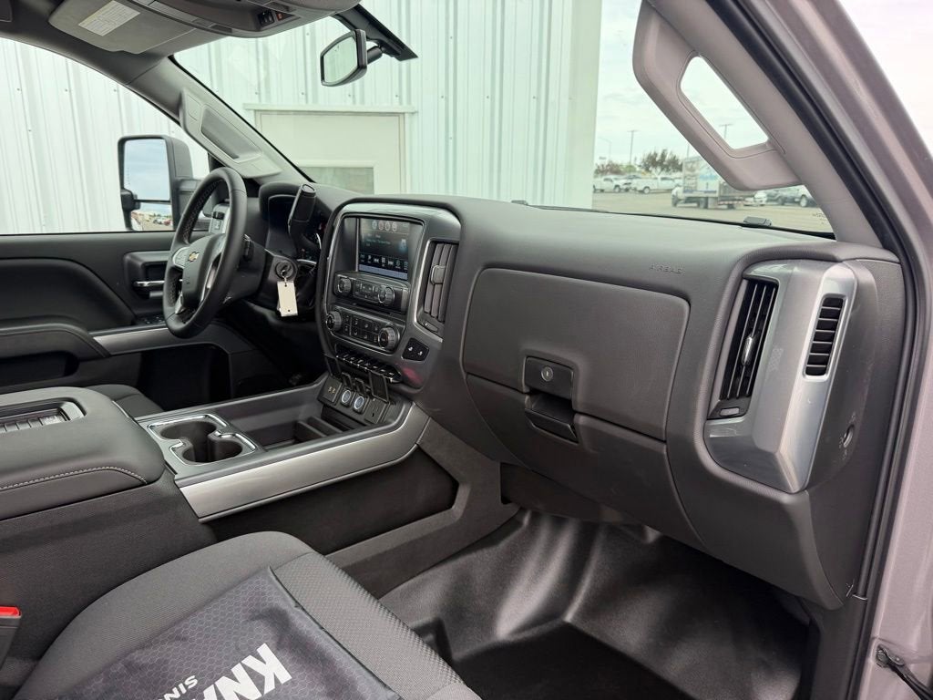 2026 Chevrolet Silverado 5500 HD LT