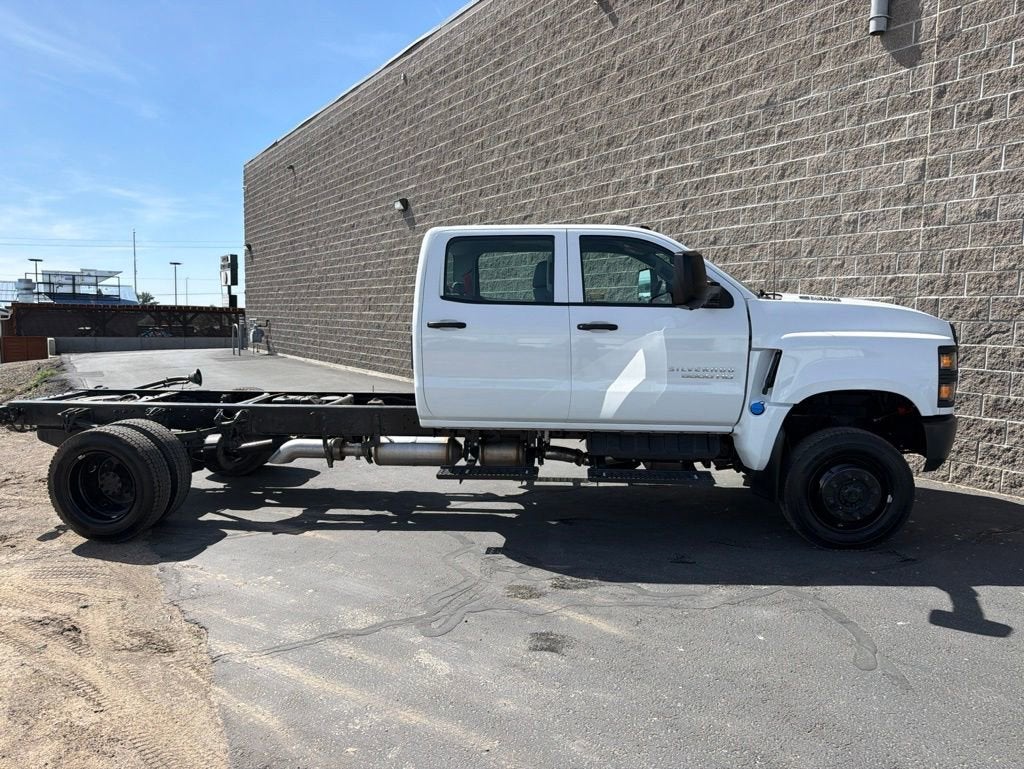 2026 Chevrolet Silverado 5500 HD Work Truck