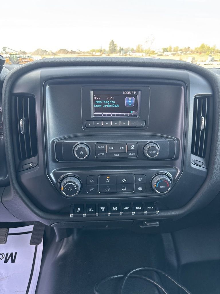 2024 Chevrolet Silverado 5500 HD Work Truck