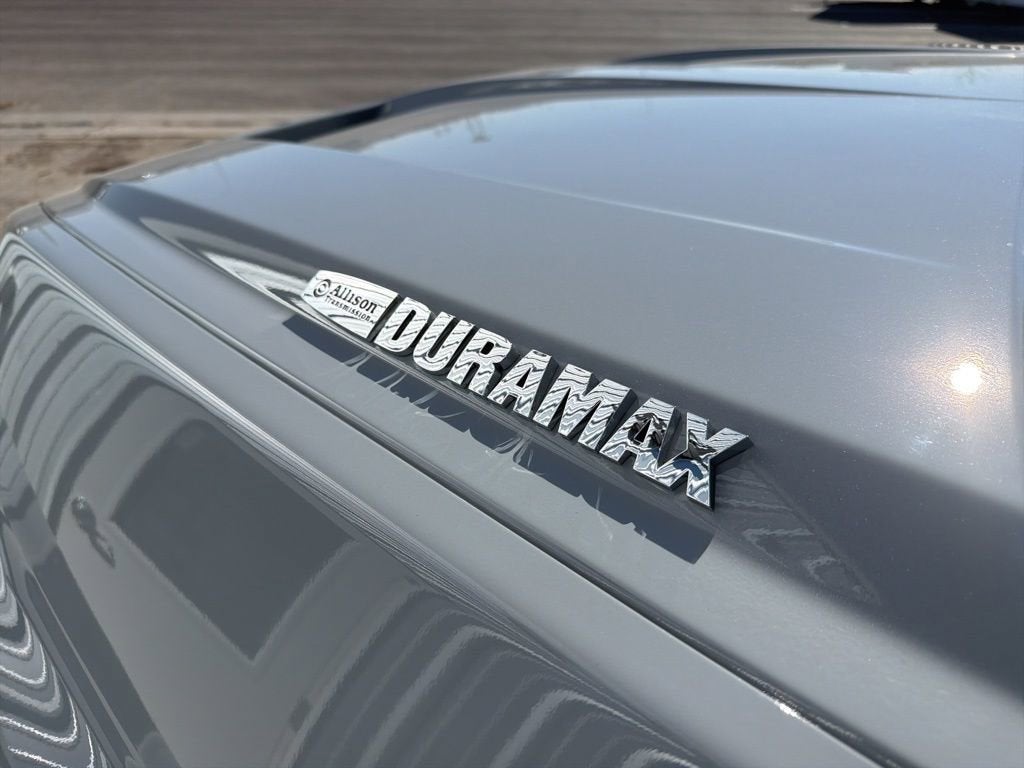 2026 Chevrolet Silverado 5500 HD LT