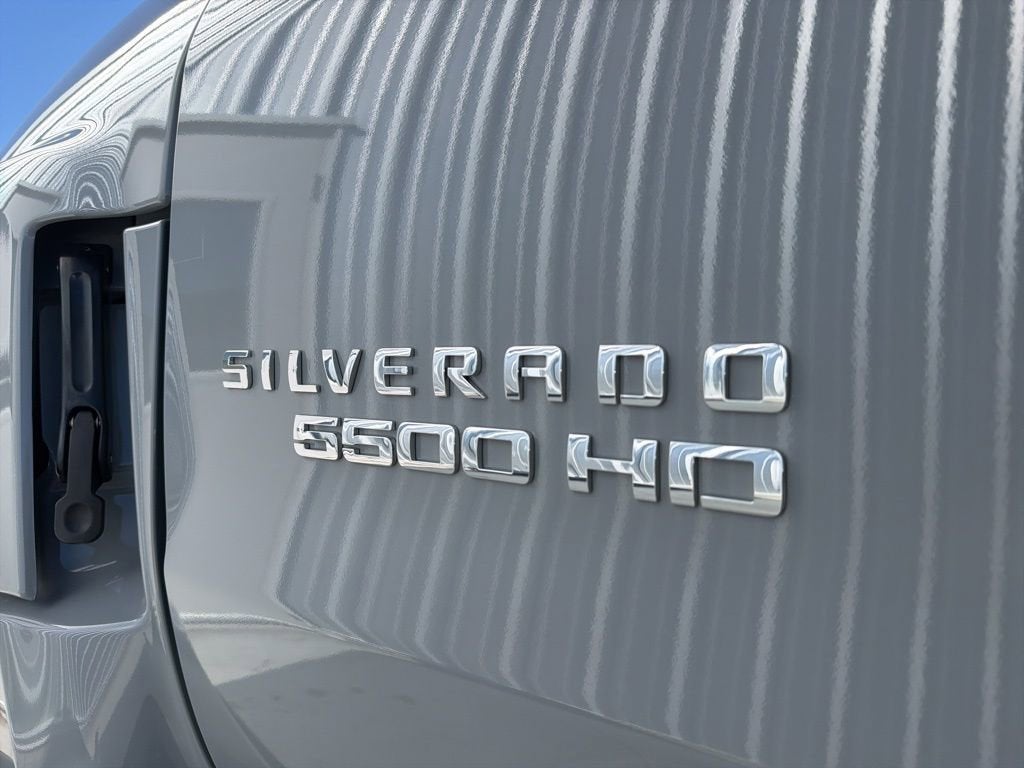 2026 Chevrolet Silverado 5500 HD LT