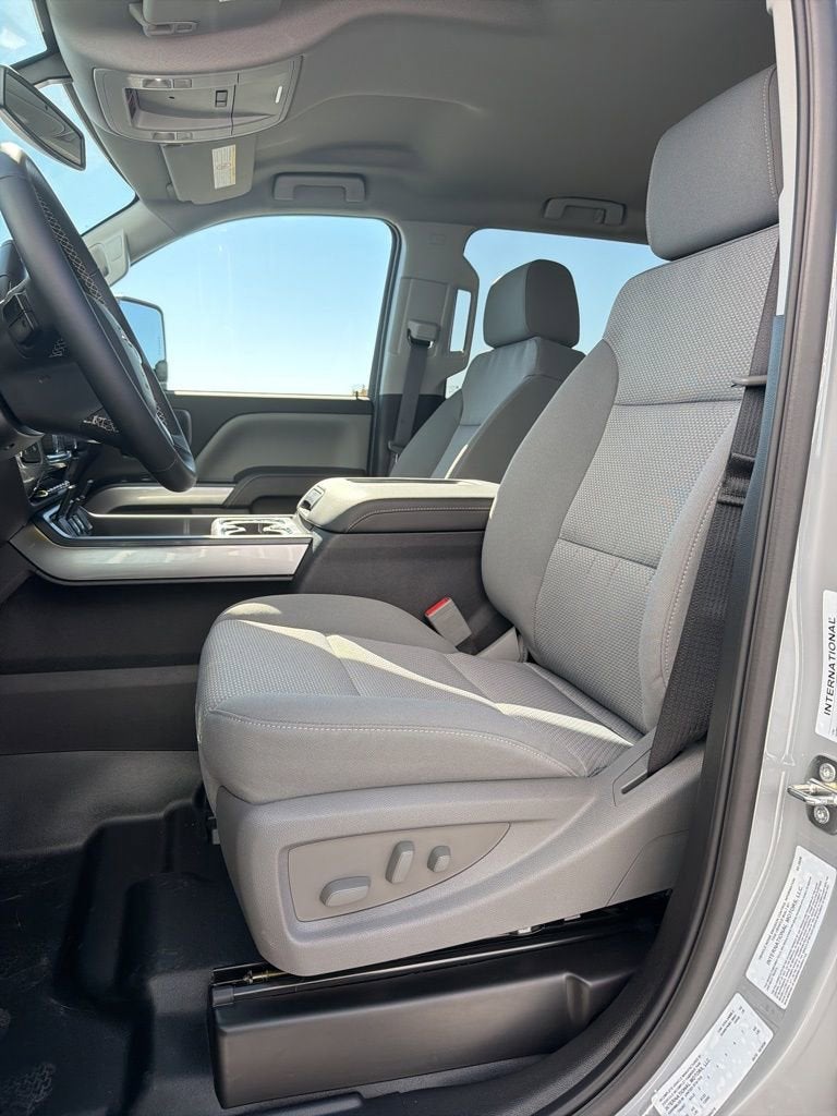 2026 Chevrolet Silverado 5500 HD LT