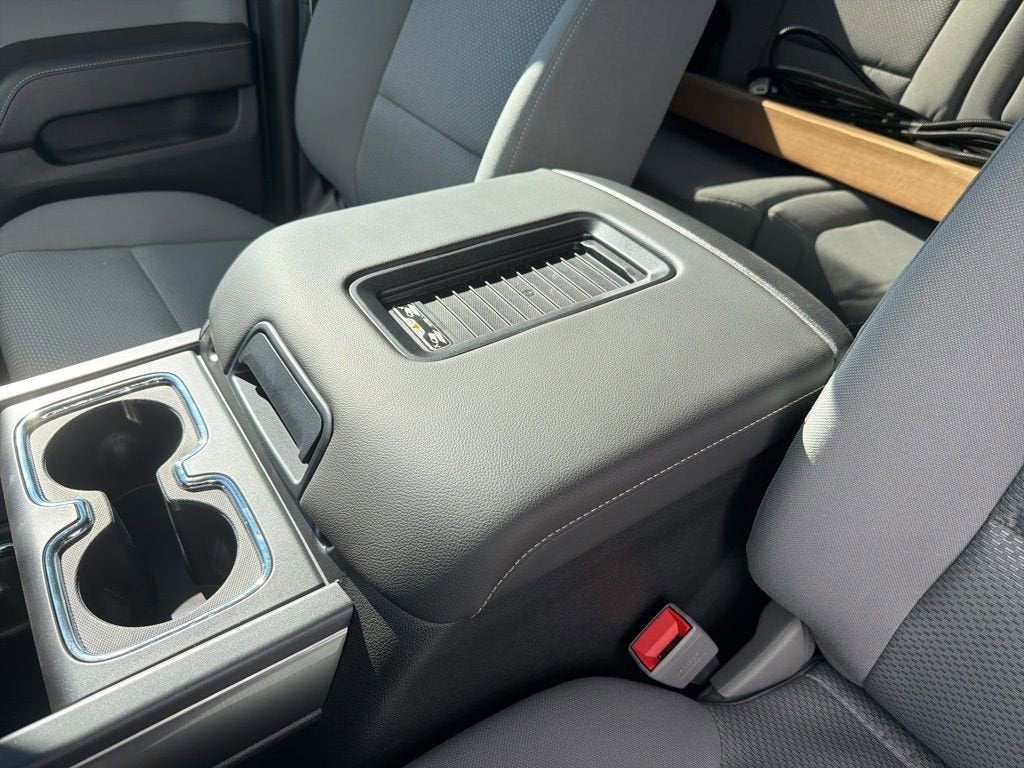 2026 Chevrolet Silverado 5500 HD LT