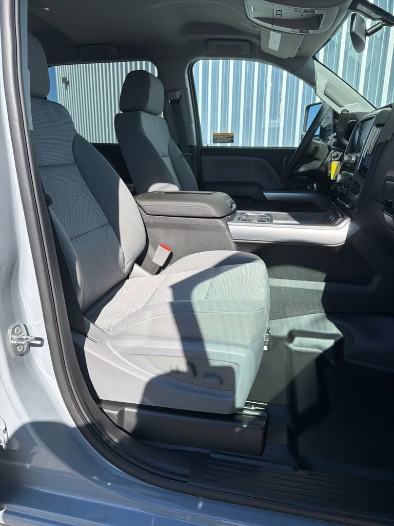 2026 Chevrolet Silverado 5500 HD LT