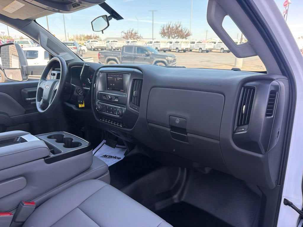 2026 Chevrolet Silverado 5500 HD Work Truck
