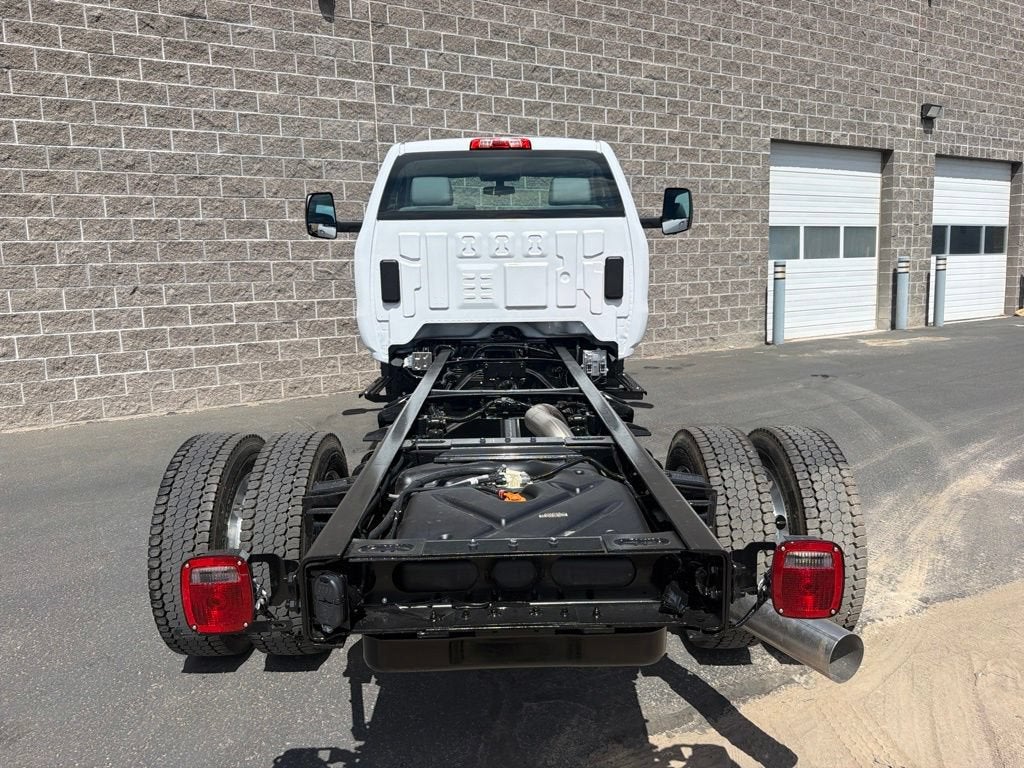 2026 Chevrolet Silverado 5500 HD Work Truck