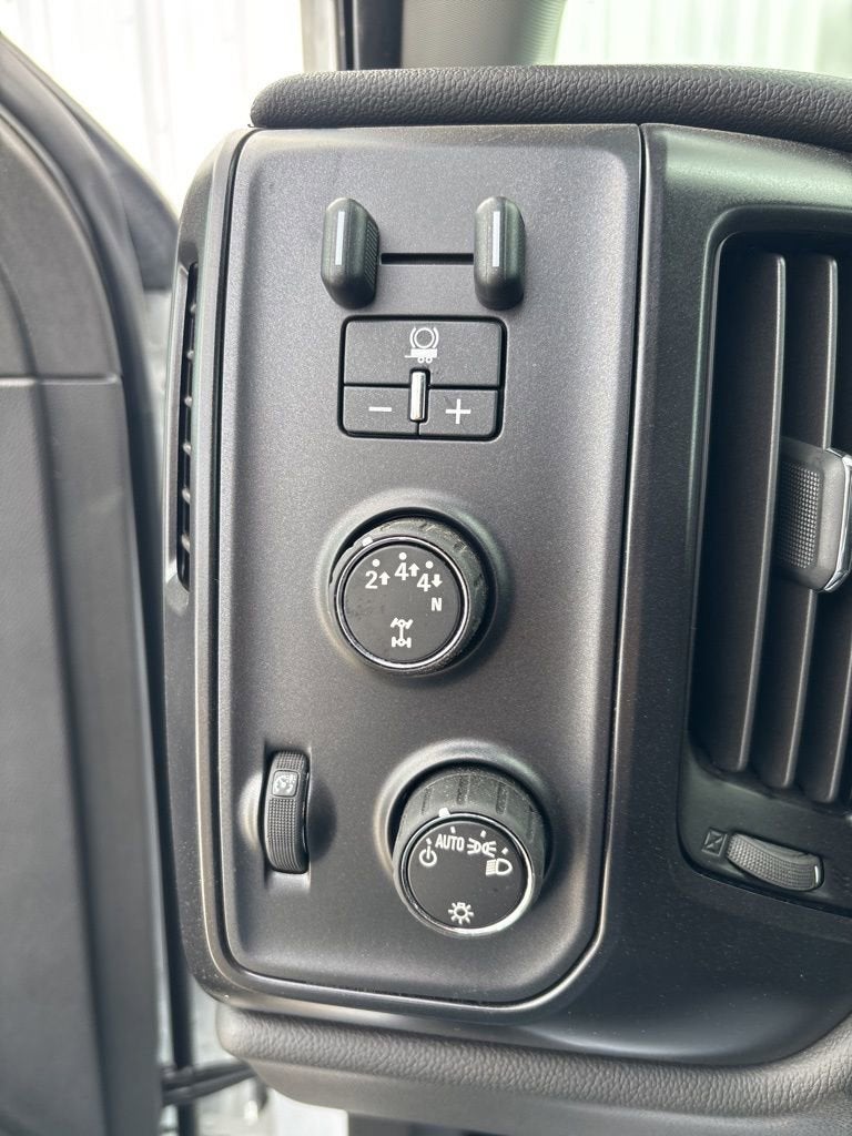 2024 Chevrolet Silverado 5500 HD Work Truck