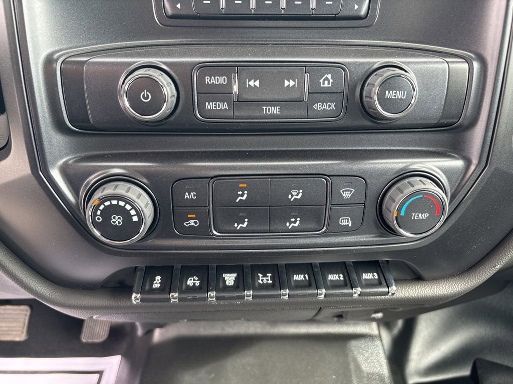 2024 Chevrolet Silverado 5500 HD Work Truck