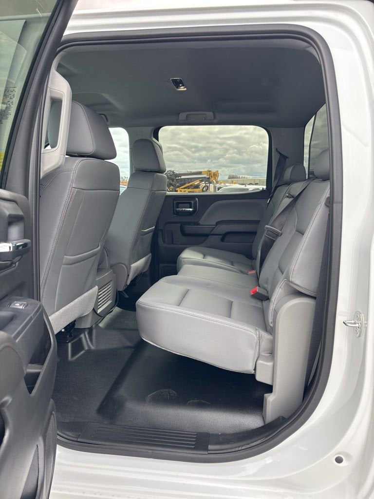 2024 Chevrolet Silverado 5500 HD Work Truck