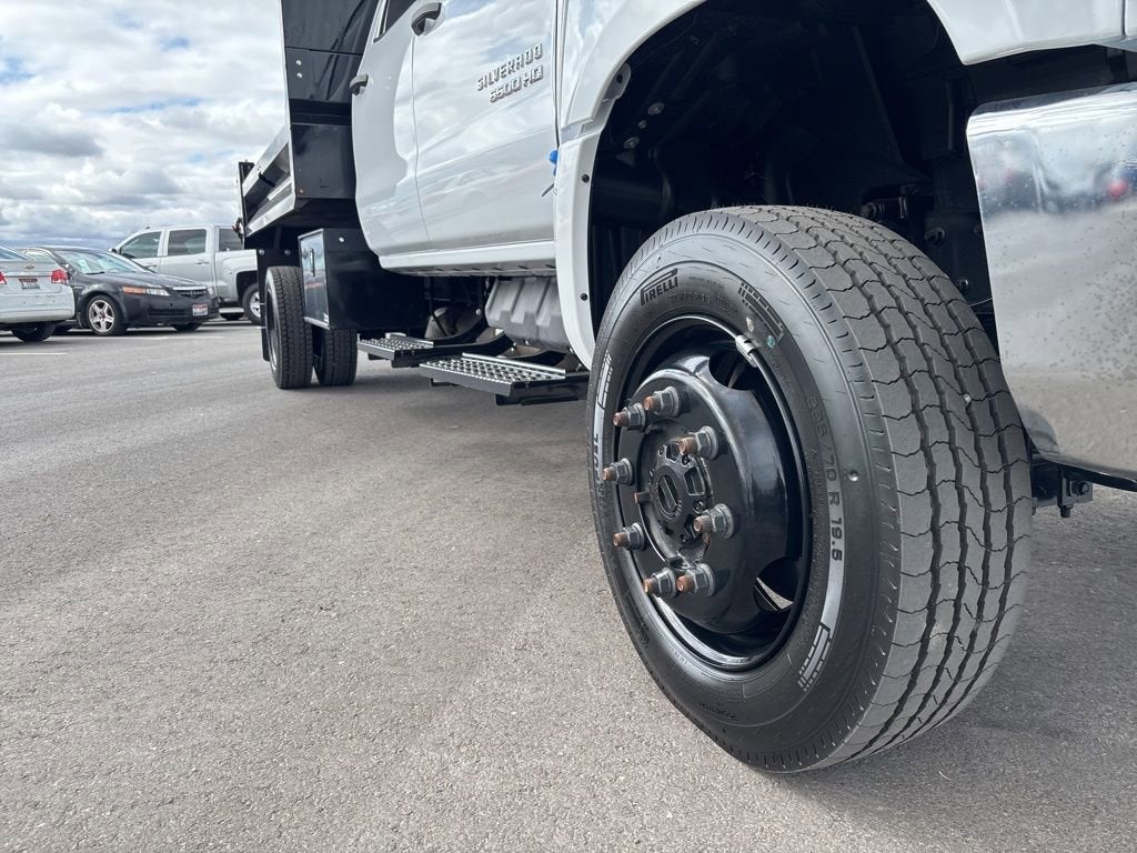 2024 Chevrolet Silverado 5500 HD Work Truck