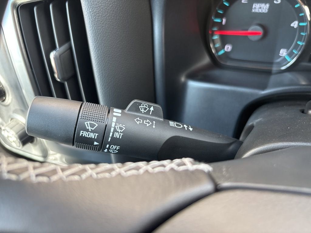 2025 Chevrolet Silverado 5500 HD LT