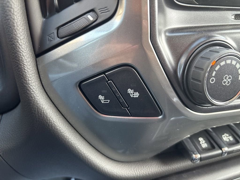 2025 Chevrolet Silverado 5500 HD LT