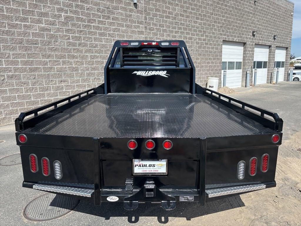 2025 Chevrolet Silverado 5500 HD LT