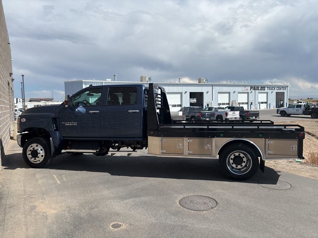 2025 Chevrolet Silverado 5500 HD LT