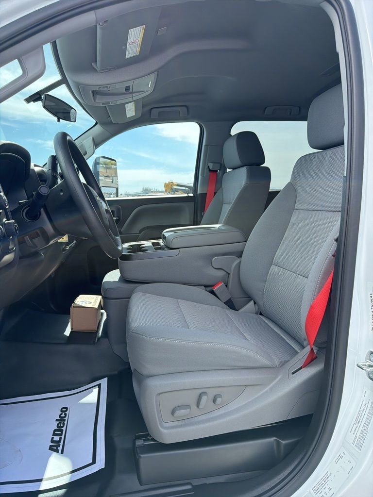 2026 Chevrolet Silverado 5500 HD Work Truck