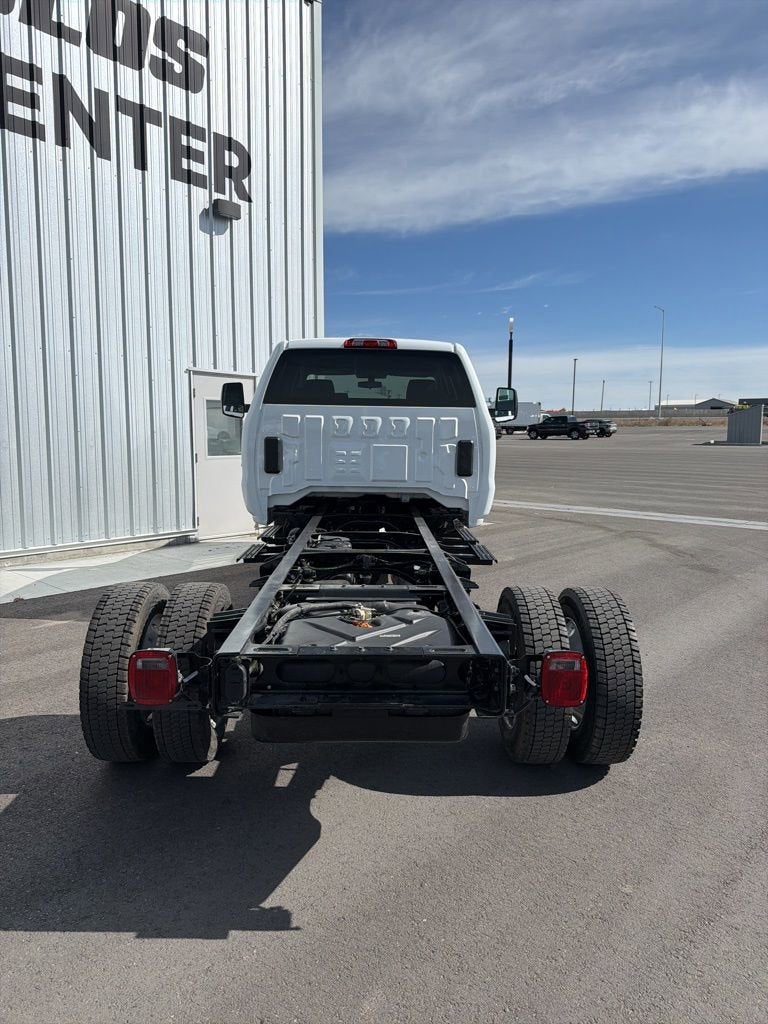 2026 Chevrolet Silverado 5500 HD Work Truck