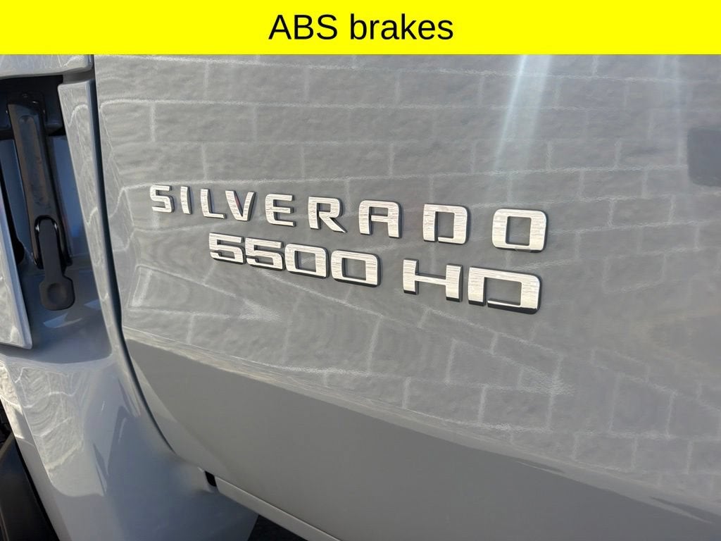 2026 Chevrolet Silverado 5500 HD LT