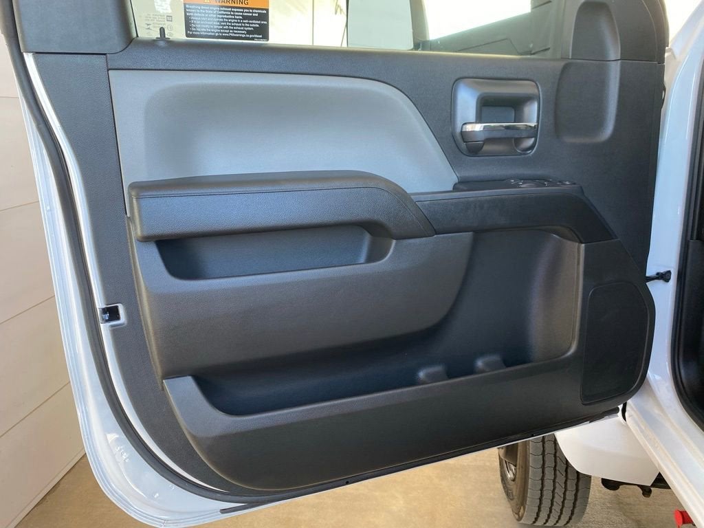 2024 Chevrolet Silverado 5500 HD Work Truck