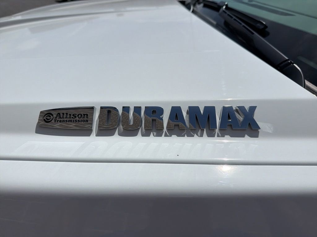 2026 Chevrolet Silverado 6500 HD Work Truck