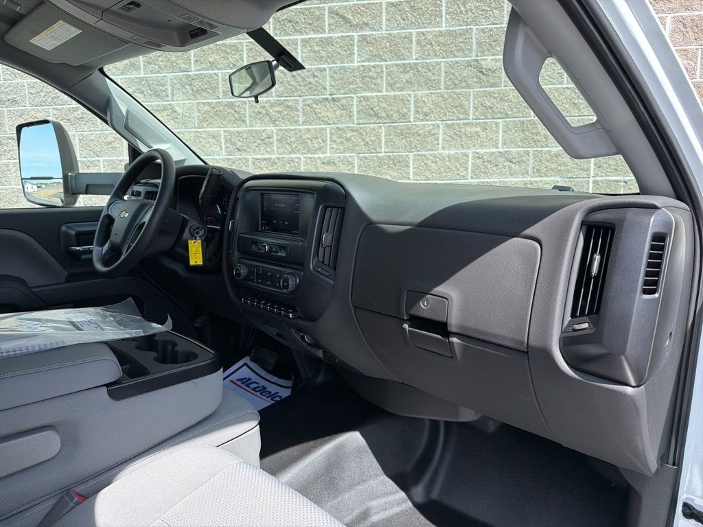 2026 Chevrolet Silverado 6500 HD Work Truck