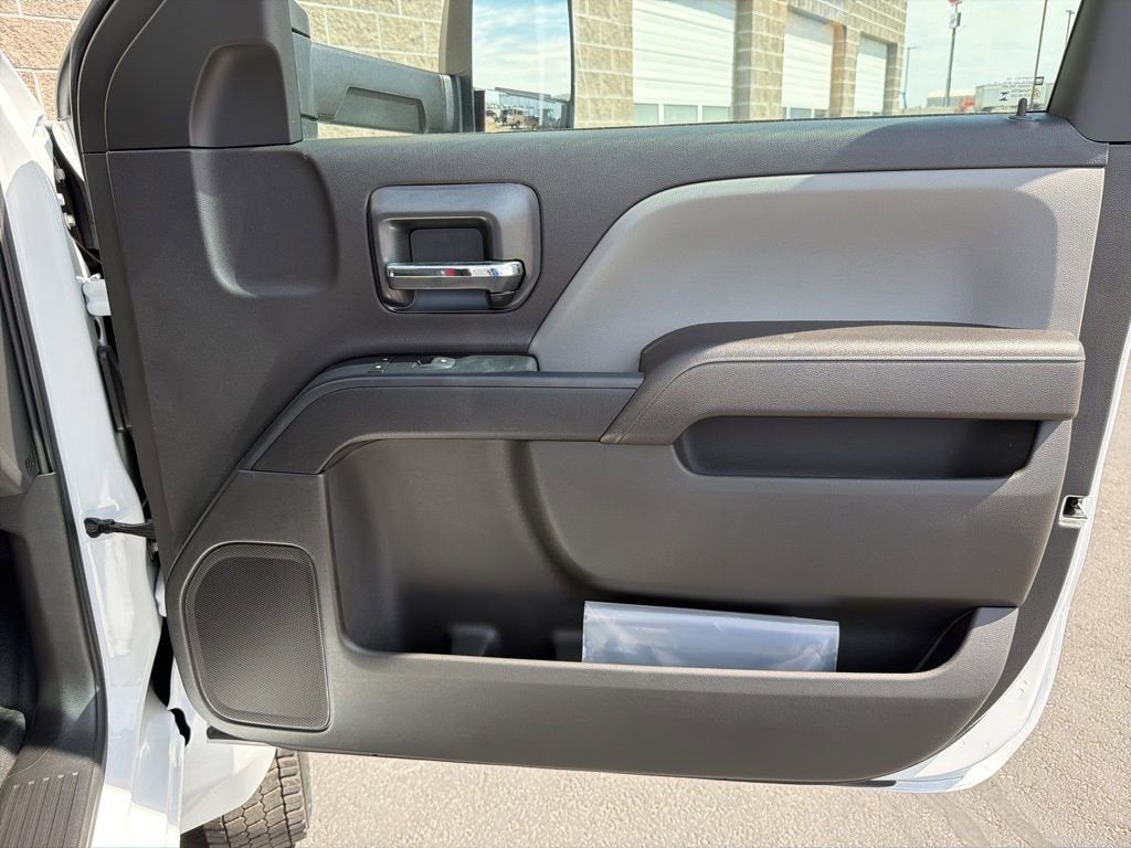 2026 Chevrolet Silverado 6500 HD Work Truck