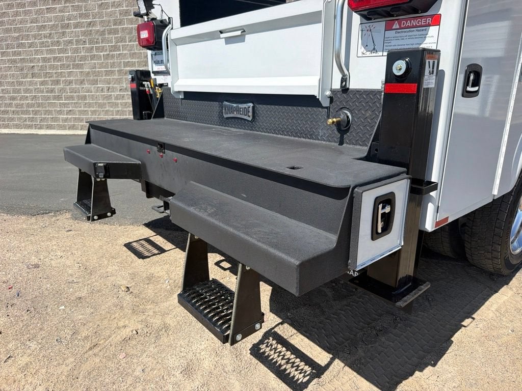 2026 Chevrolet Silverado 6500 HD Work Truck