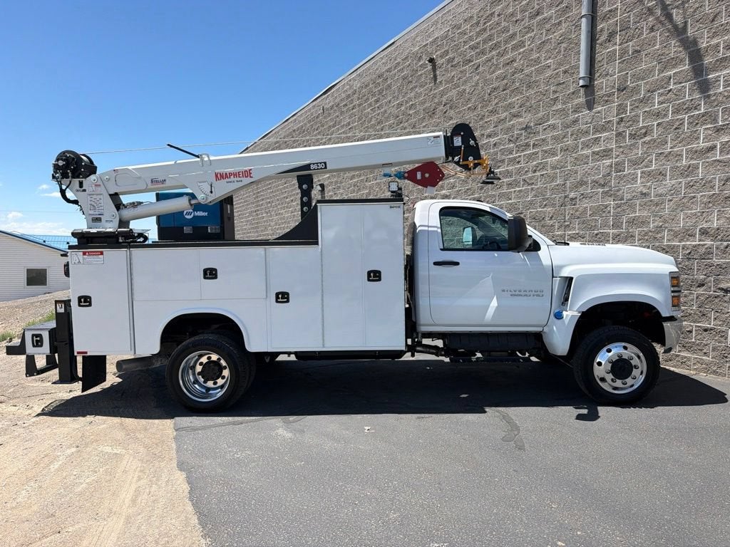 2026 Chevrolet Silverado 6500 HD Work Truck