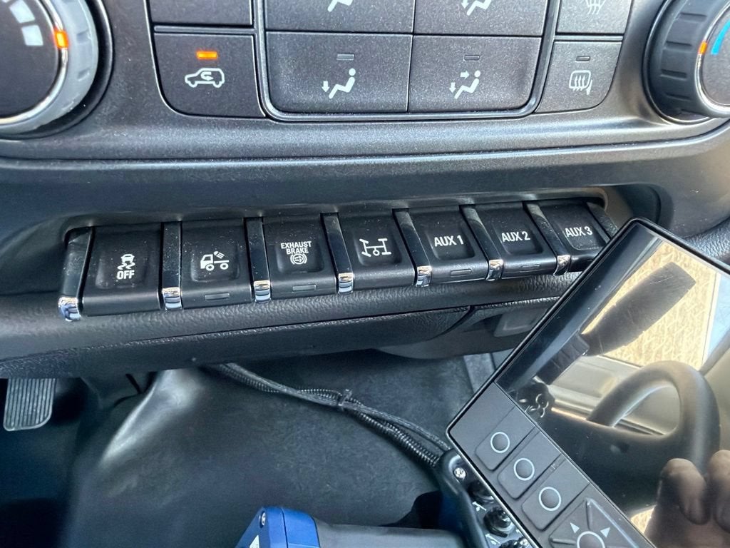 2026 Chevrolet Silverado 6500 HD Work Truck