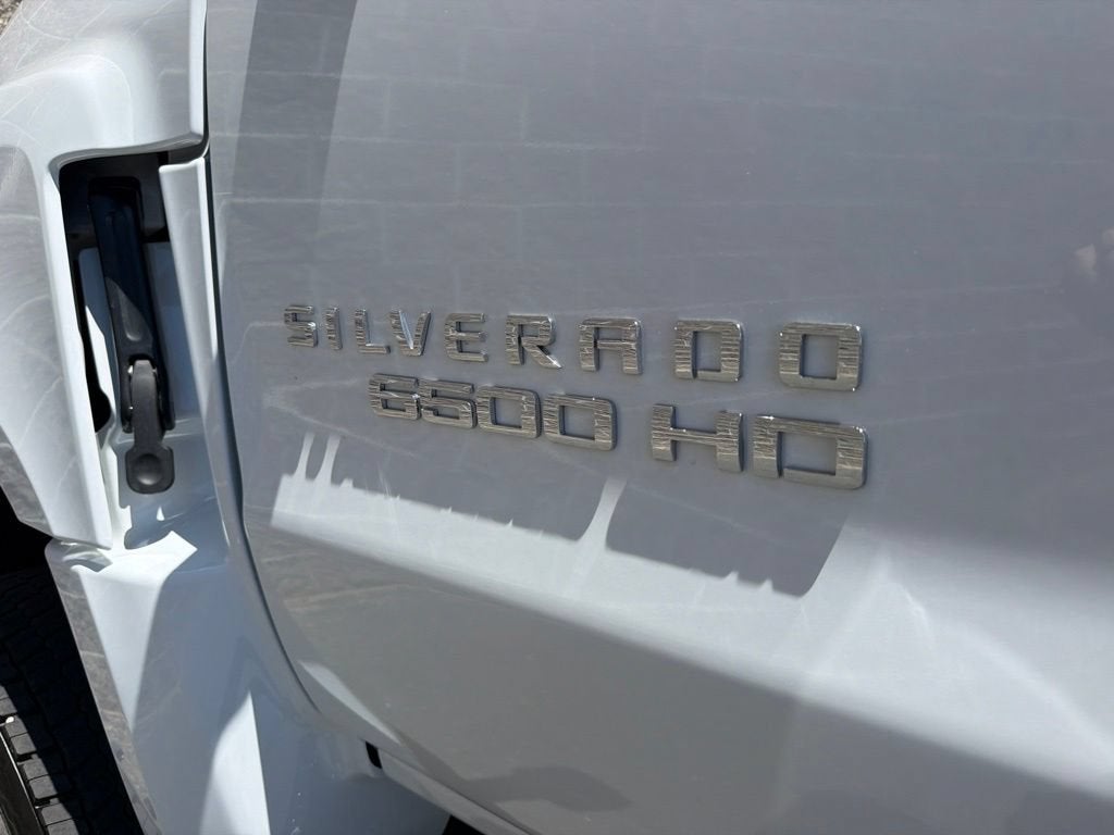 2026 Chevrolet Silverado 6500 HD Work Truck
