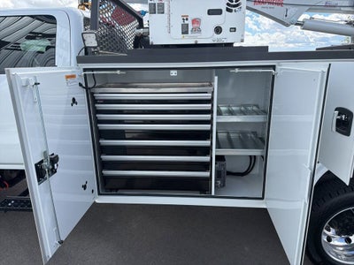 2025 Chevrolet Silverado 6500 HD Work Truck