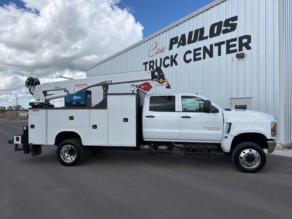 2025 Chevrolet Silverado 6500 HD Work Truck
