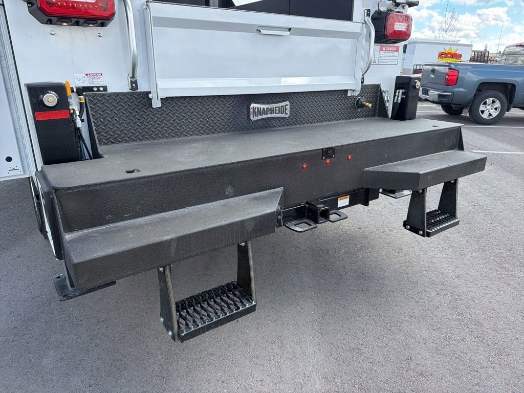 2025 Chevrolet Silverado 6500 HD Work Truck