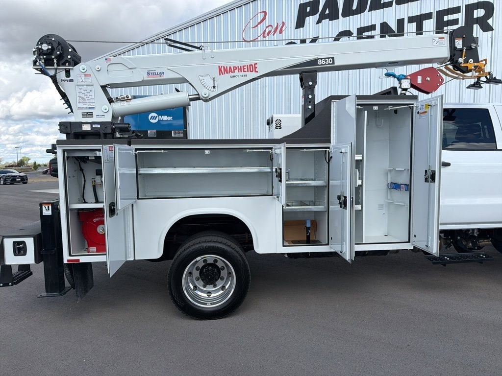 2025 Chevrolet Silverado 6500 HD Work Truck