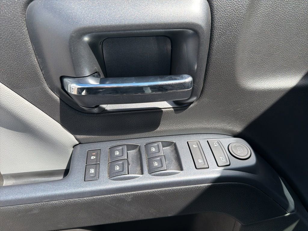 2025 Chevrolet Silverado 6500 HD Work Truck