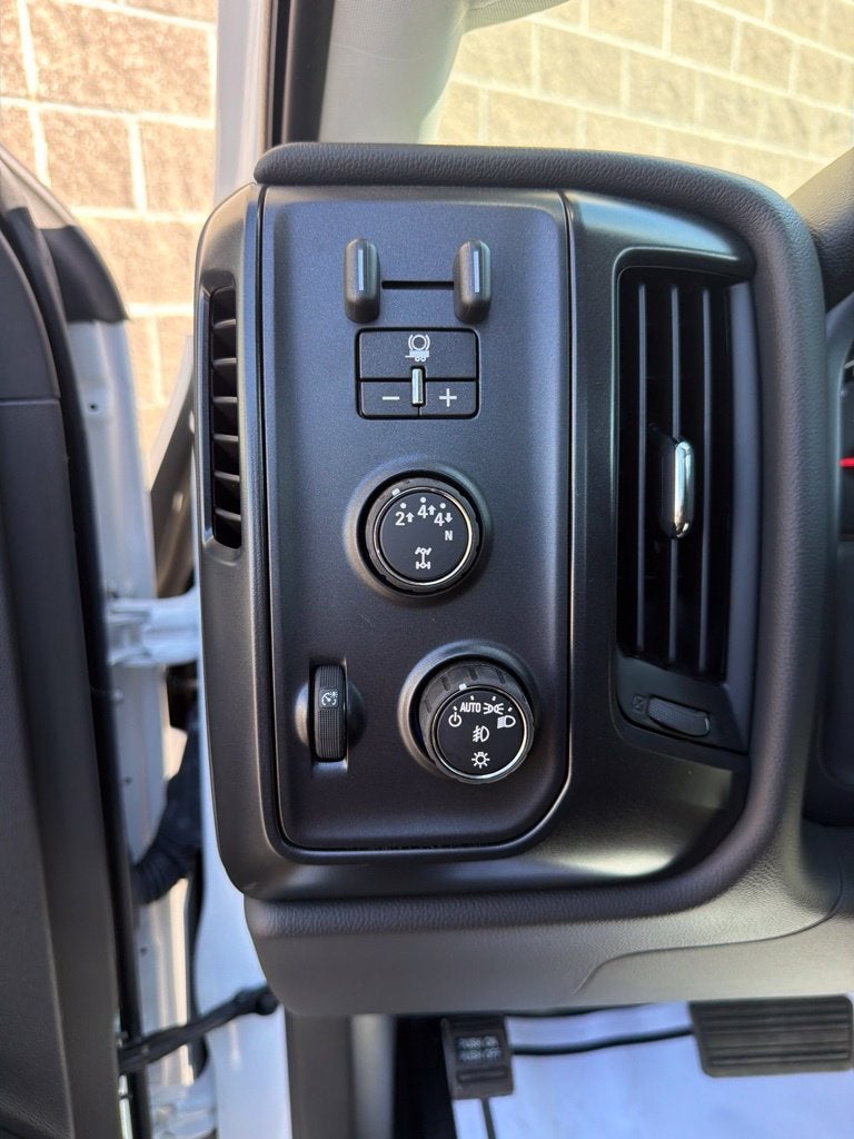 2026 Chevrolet Silverado 6500 HD Work Truck