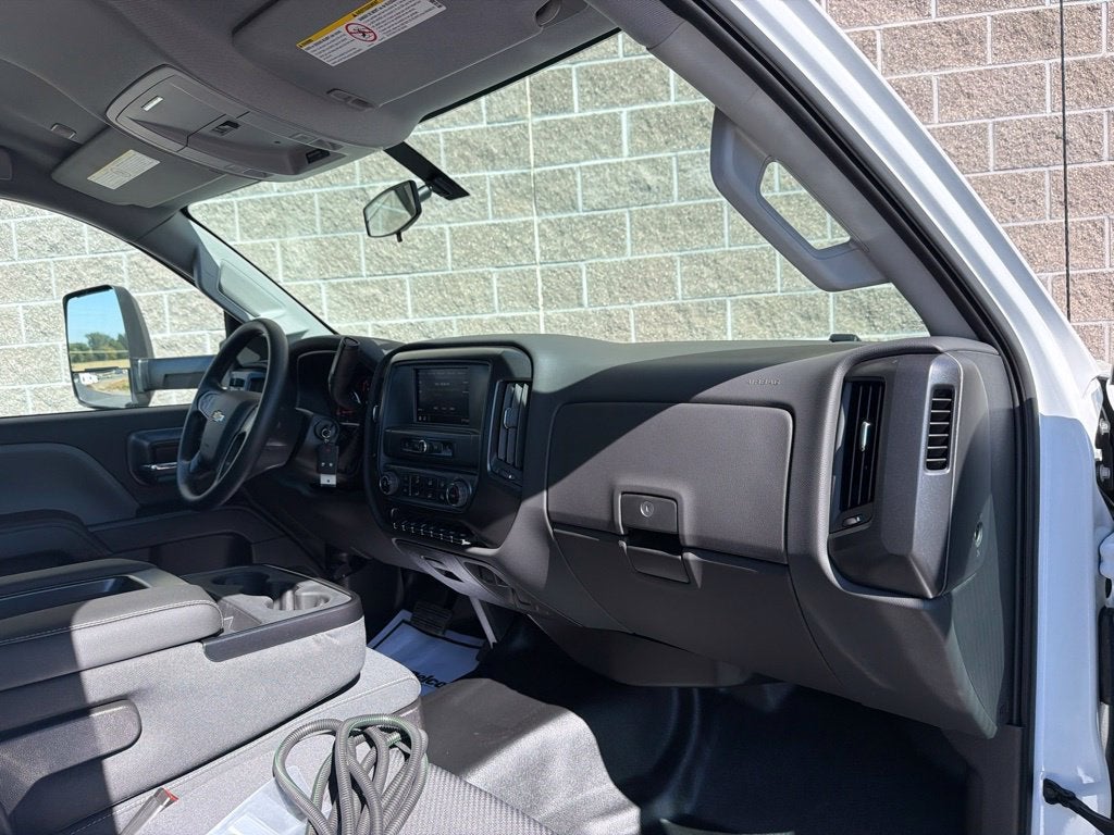 2026 Chevrolet Silverado 6500 HD Work Truck