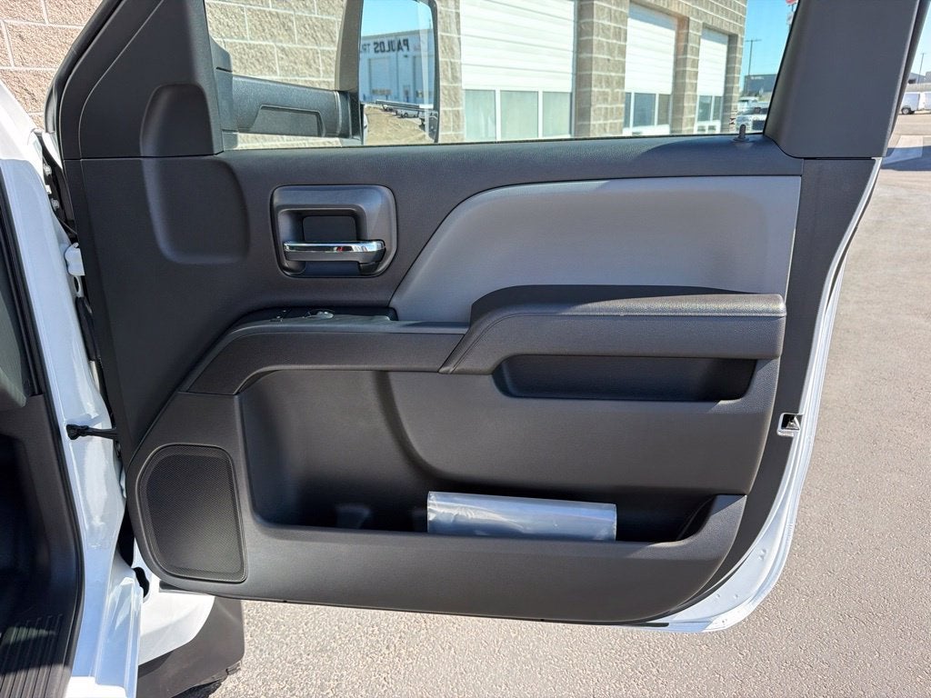2026 Chevrolet Silverado 6500 HD Work Truck