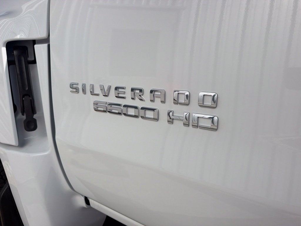 2026 Chevrolet Silverado 6500 HD LT