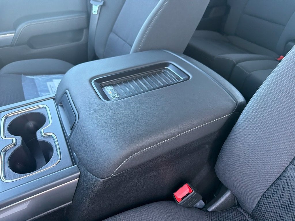 2026 Chevrolet Silverado 6500 HD LT