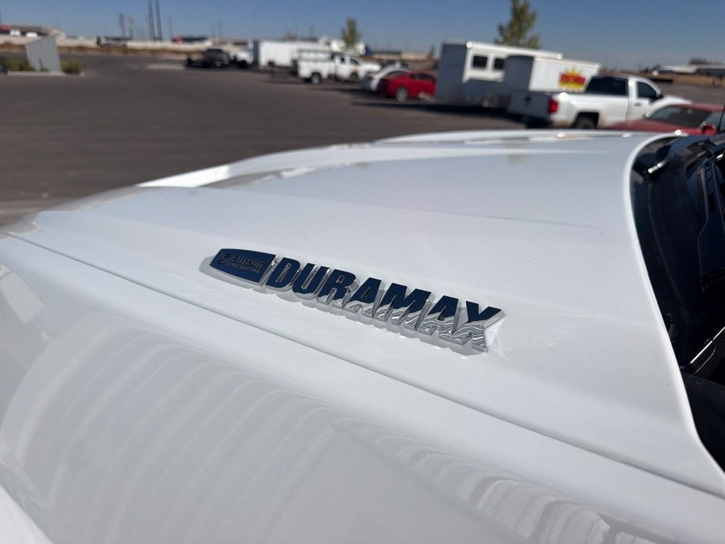 2026 Chevrolet Silverado 6500 HD LT