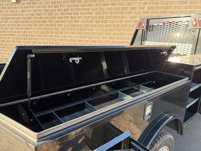 2025 Chevrolet Silverado 6500 HD Work Truck