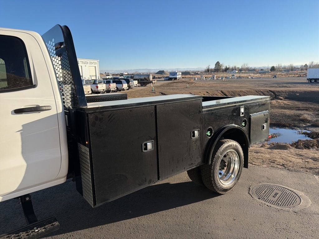 2025 Chevrolet Silverado 6500 HD Work Truck