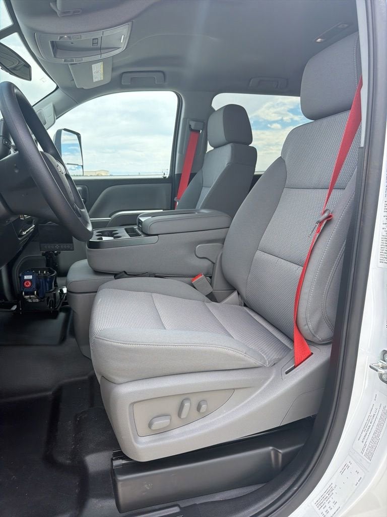 2026 Chevrolet Silverado 6500 HD Work Truck