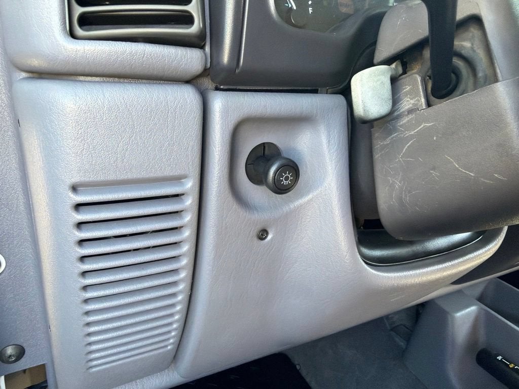 1997 Jeep Wrangler SE