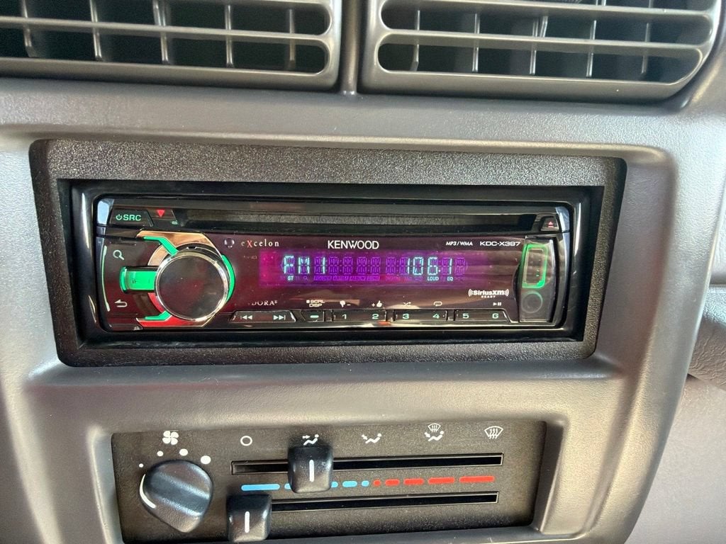 1997 Jeep Wrangler SE