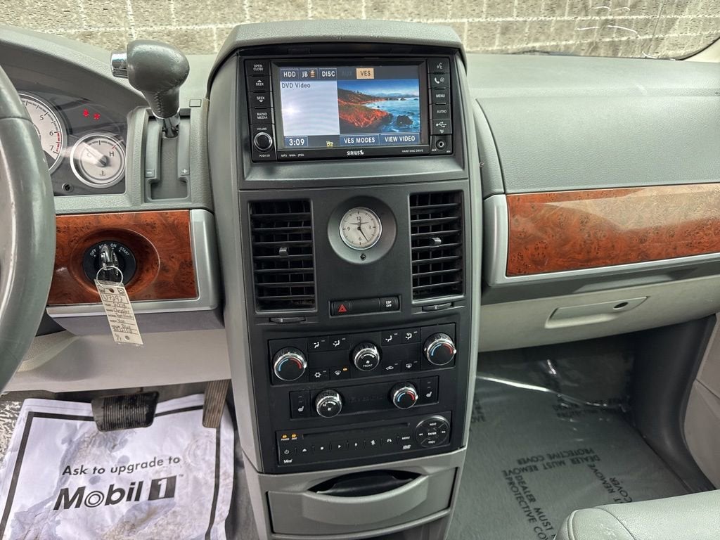 2008 Chrysler Town & Country Touring