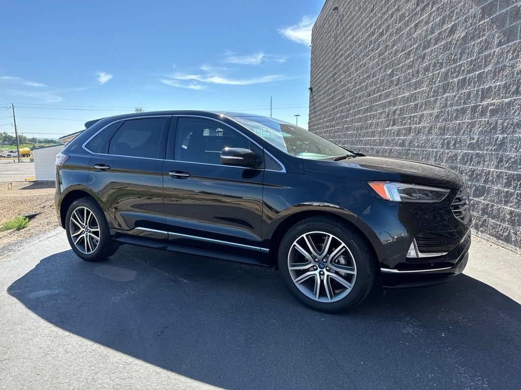 2019 Ford Edge Titanium