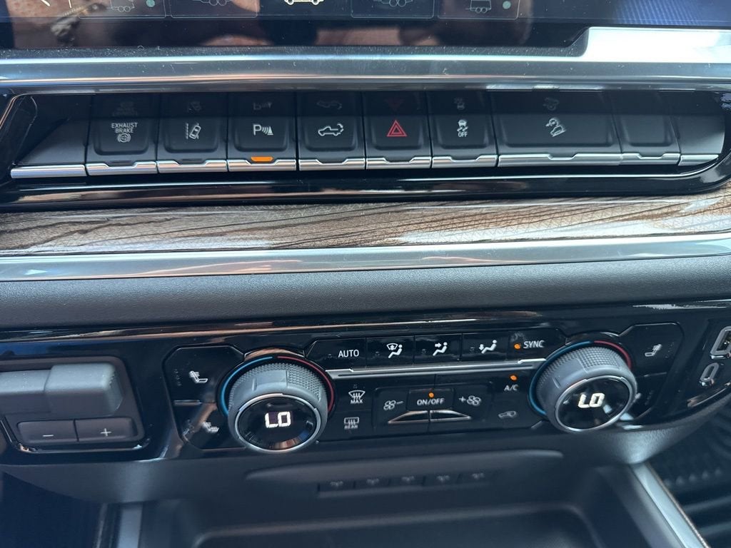 2025 Chevrolet Silverado 3500 HD LT