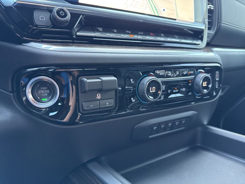 2025 Chevrolet Silverado 3500 HD LT